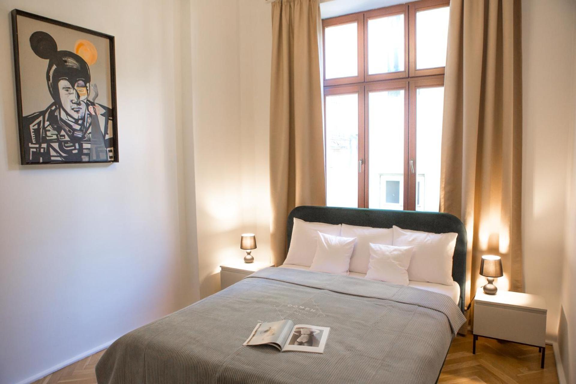 Ferienwohnung Oomph Vintage 2Br Gem Steps From Politechnika Warschau Exterior foto